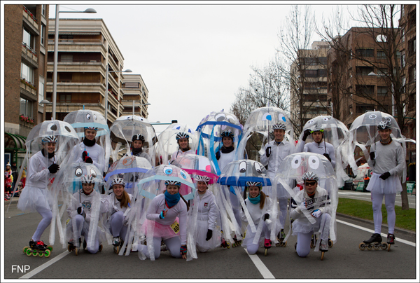 Velocidad - Multitudinaria despedida del año en patines